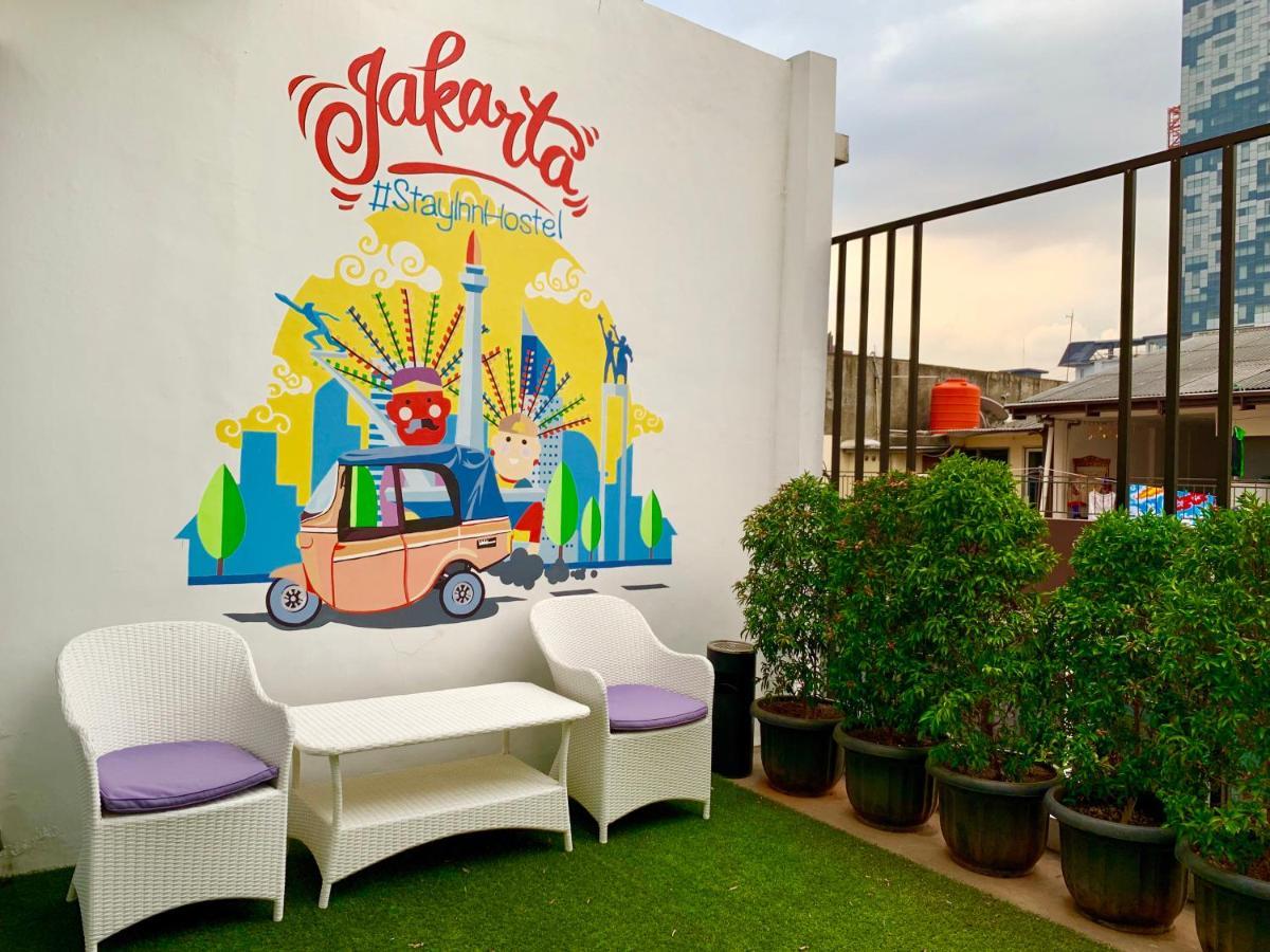 Stay Inn Hostel Джакарта Екстериор снимка