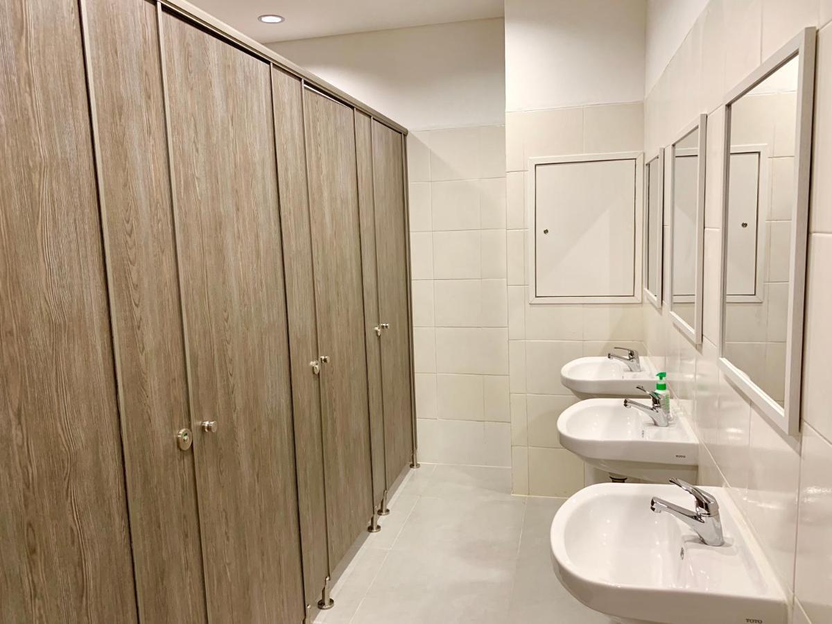 Stay Inn Hostel Джакарта Екстериор снимка